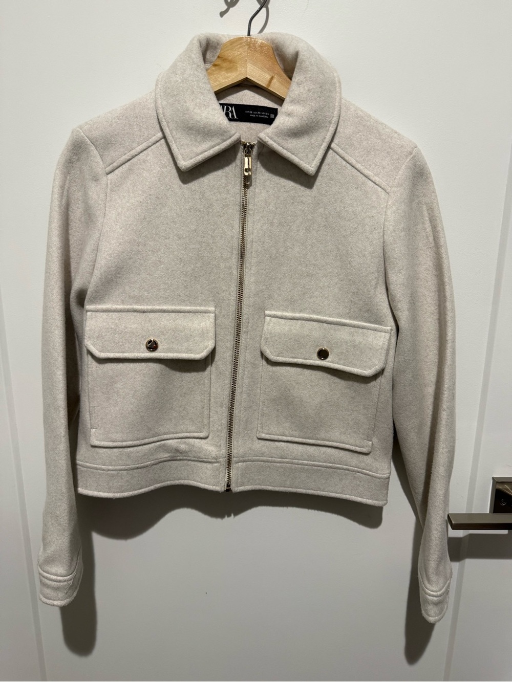 Zara Women's Cream Wool-Blend Zip Front Jacket - XS